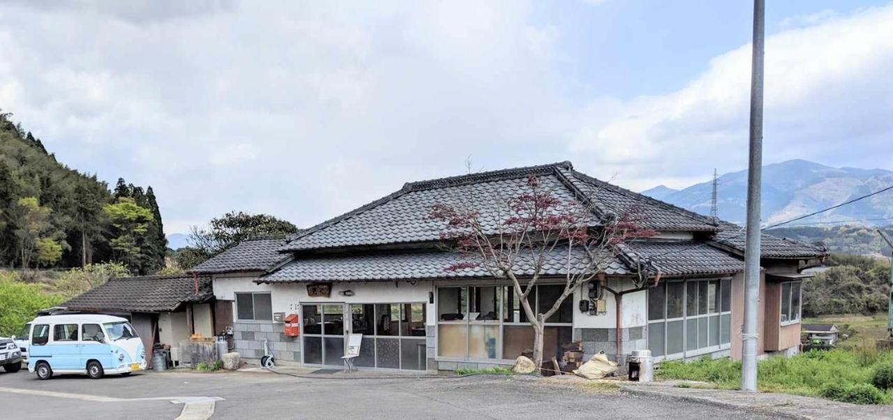 Villa 天空cafe寿ぐ Yufu Esterno foto